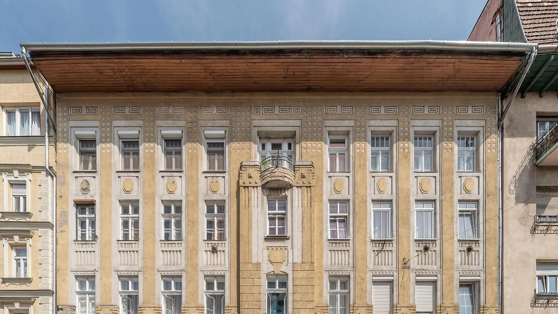 Quiet Central Apartment Near Heroes Square By Cavaland Budapest