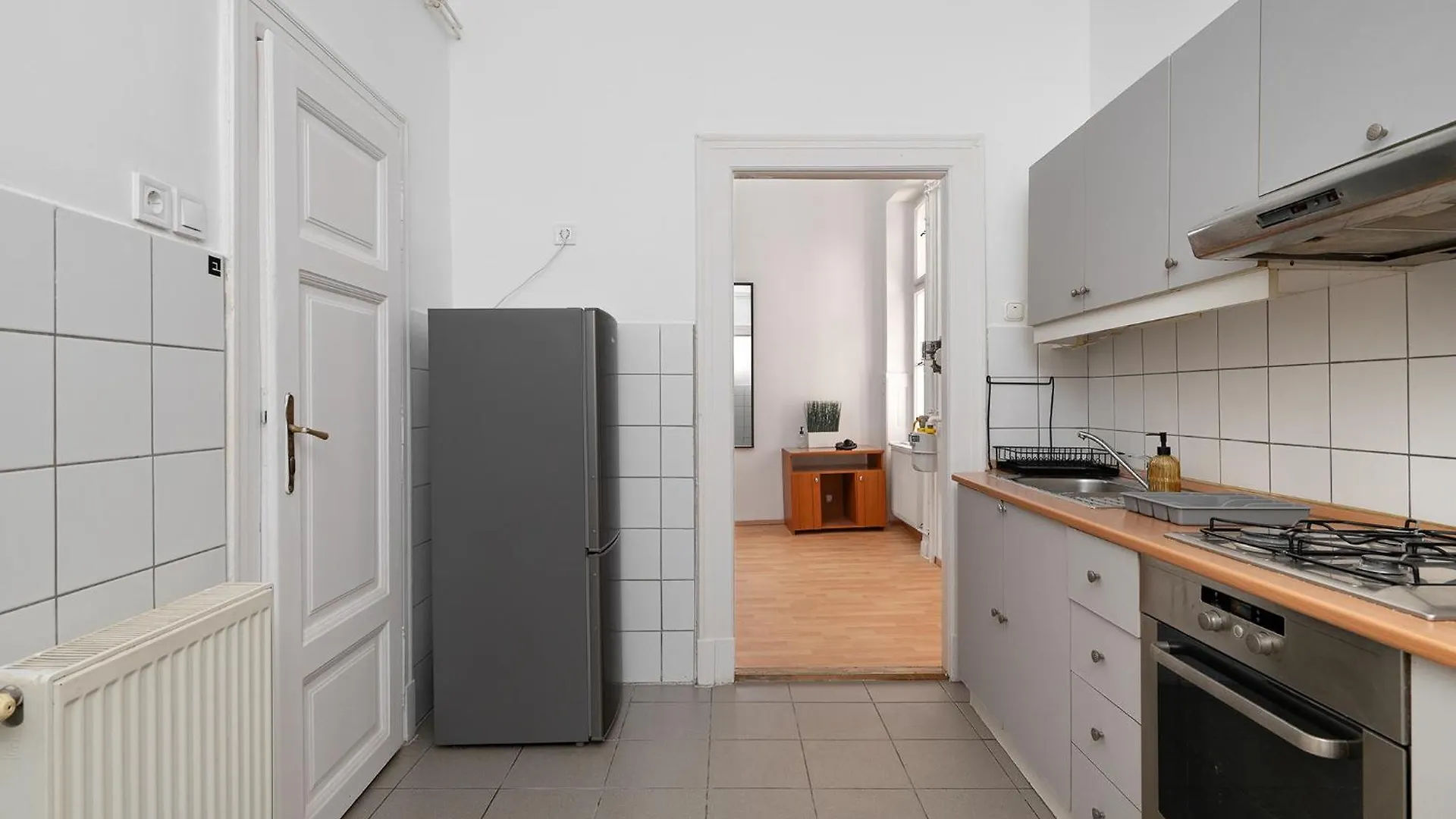 Quiet Central Apartment Near Heroes Square By Cavaland Budapest