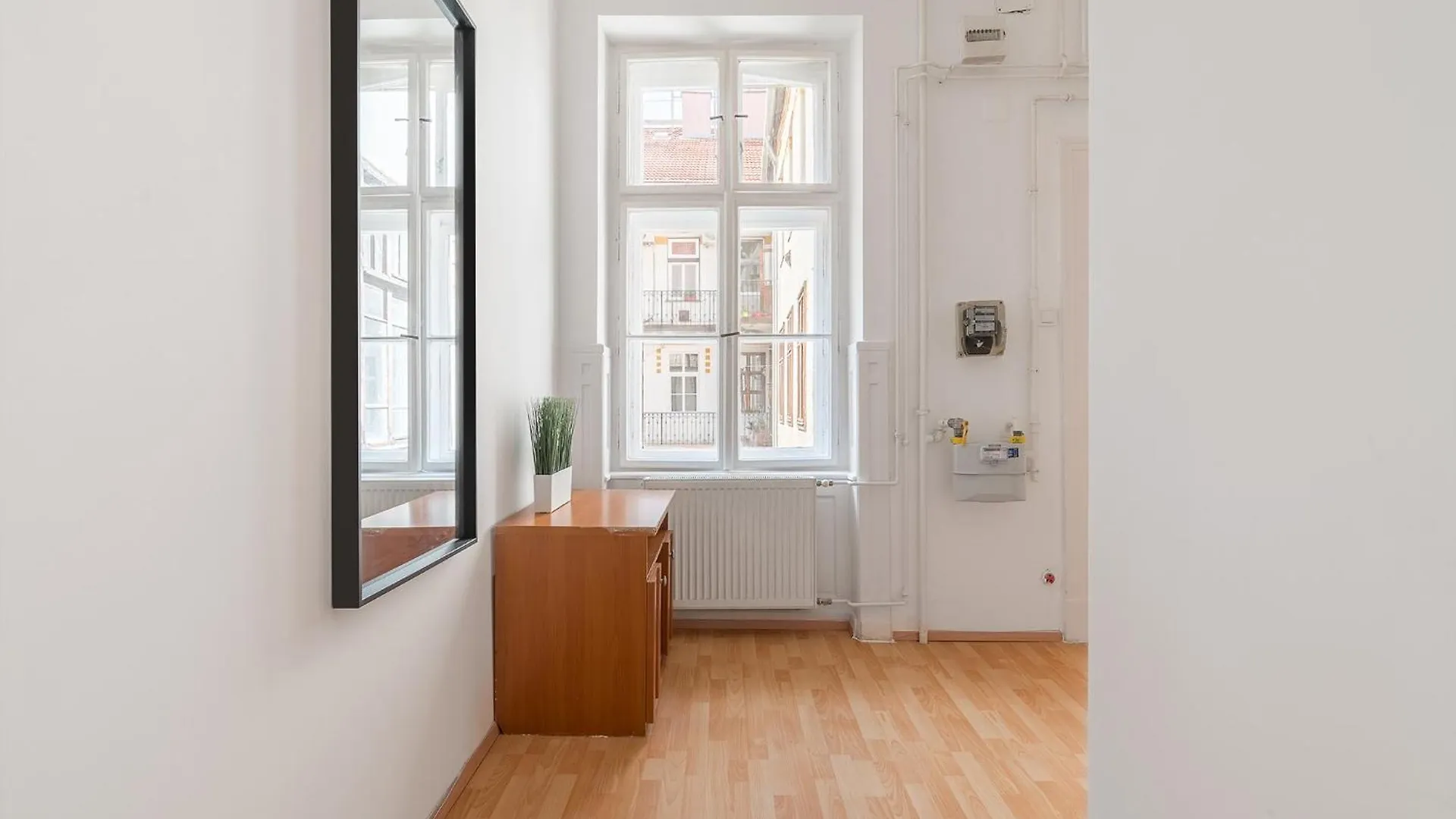 Quiet Central Apartment Near Heroes Square By Cavaland Budapest Hungary